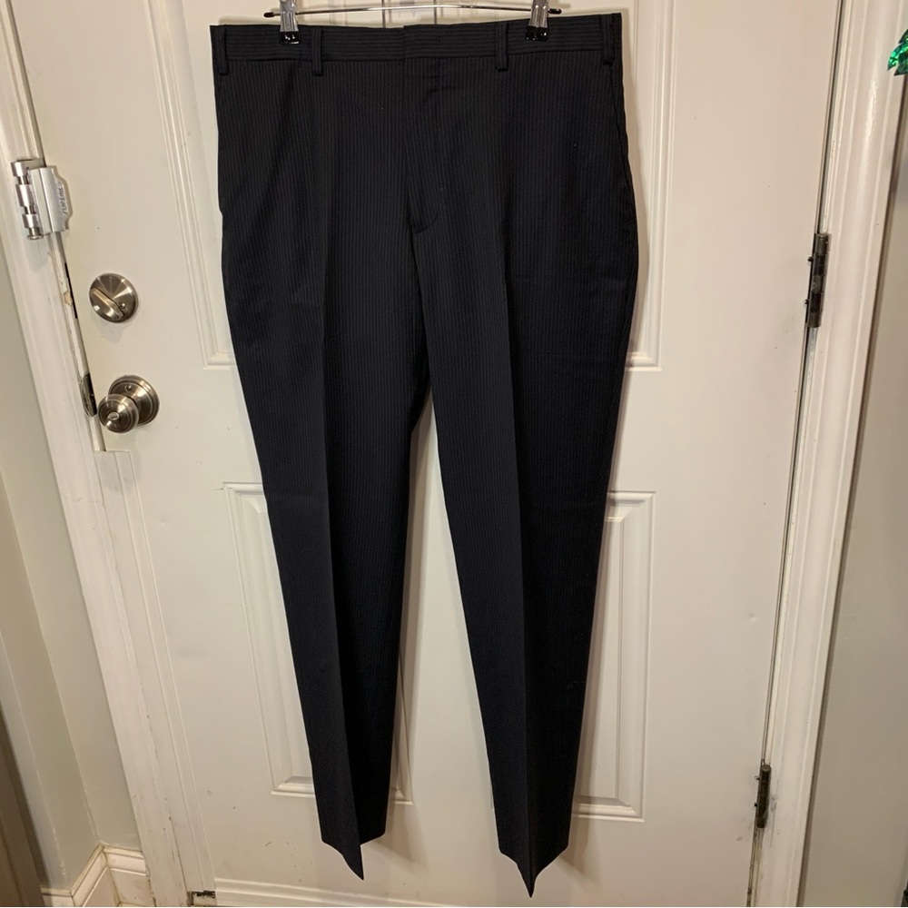 Sophisticated 100% Wool Black Pinstripe Trousers Slacks Dress Pants Size 35R